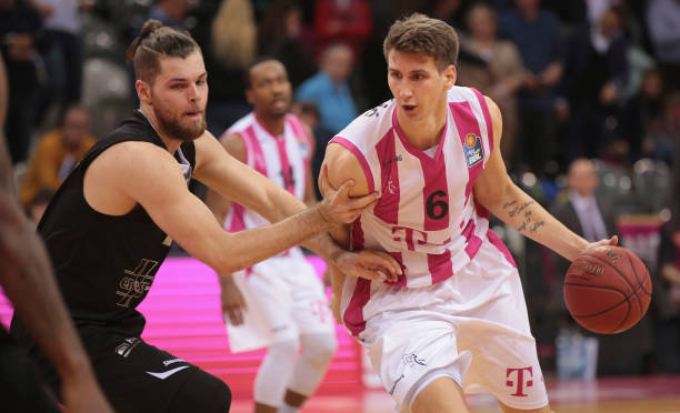 薛庆浩：全队消耗很大，点球可能运气不在我们这边.