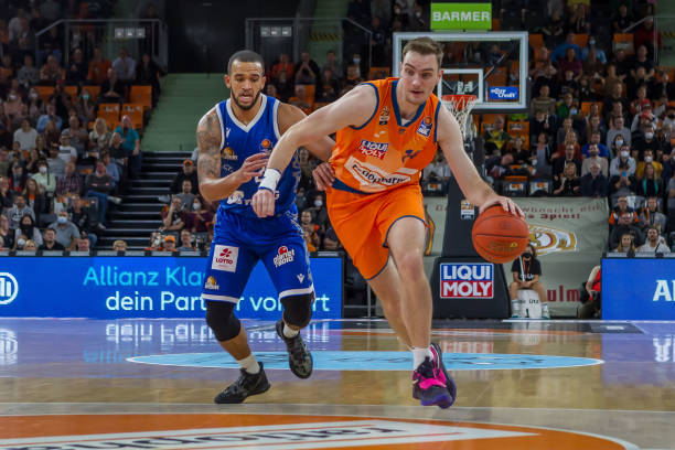 而在如何在 而在如何在